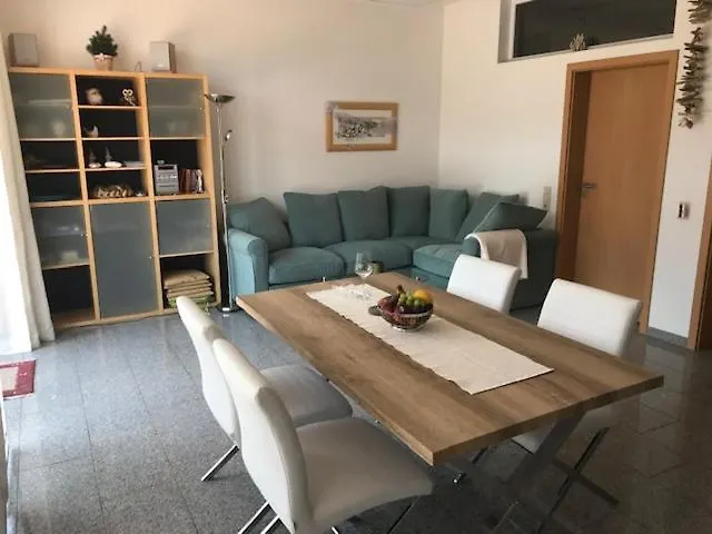 Holidayhaus Luetsche Appartement *